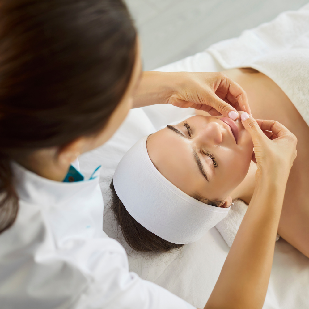 Face De-Puff lymphatic drainage facial Singapore at Roses & More Skin Alchemy